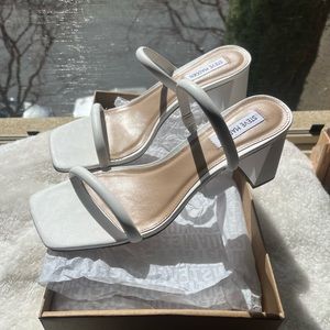 Steve Madden NEW Lilah White Sandals